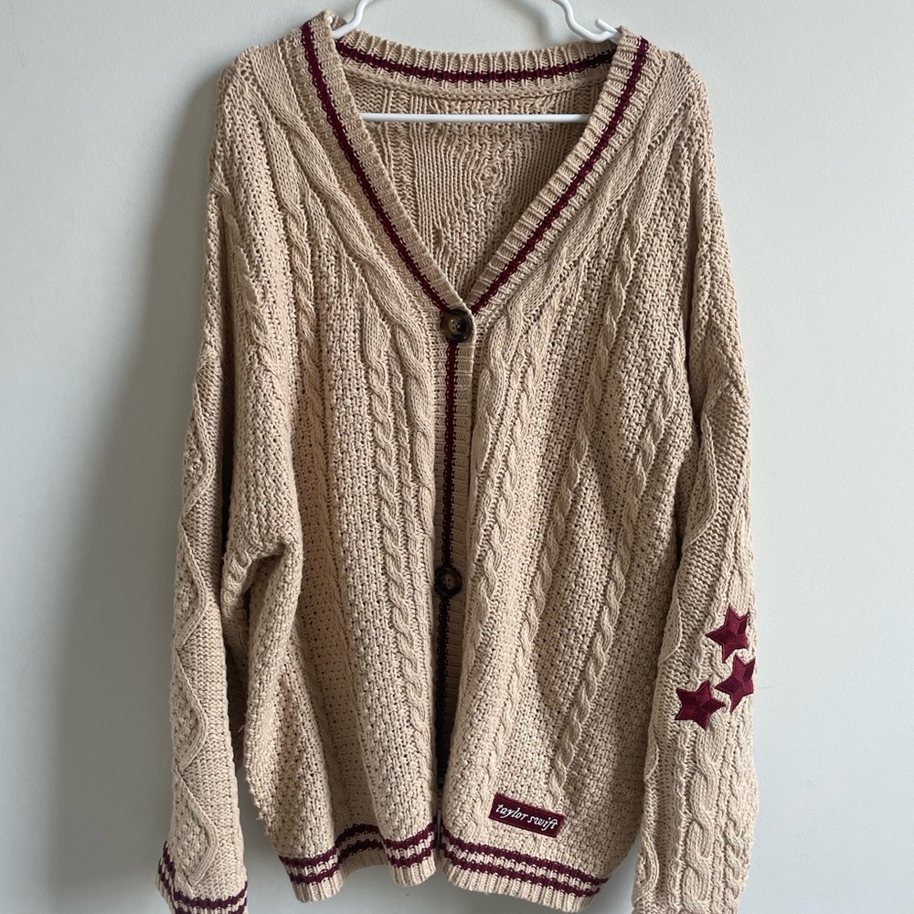 Taylor Swift Holiday Cardigan (FAKE)